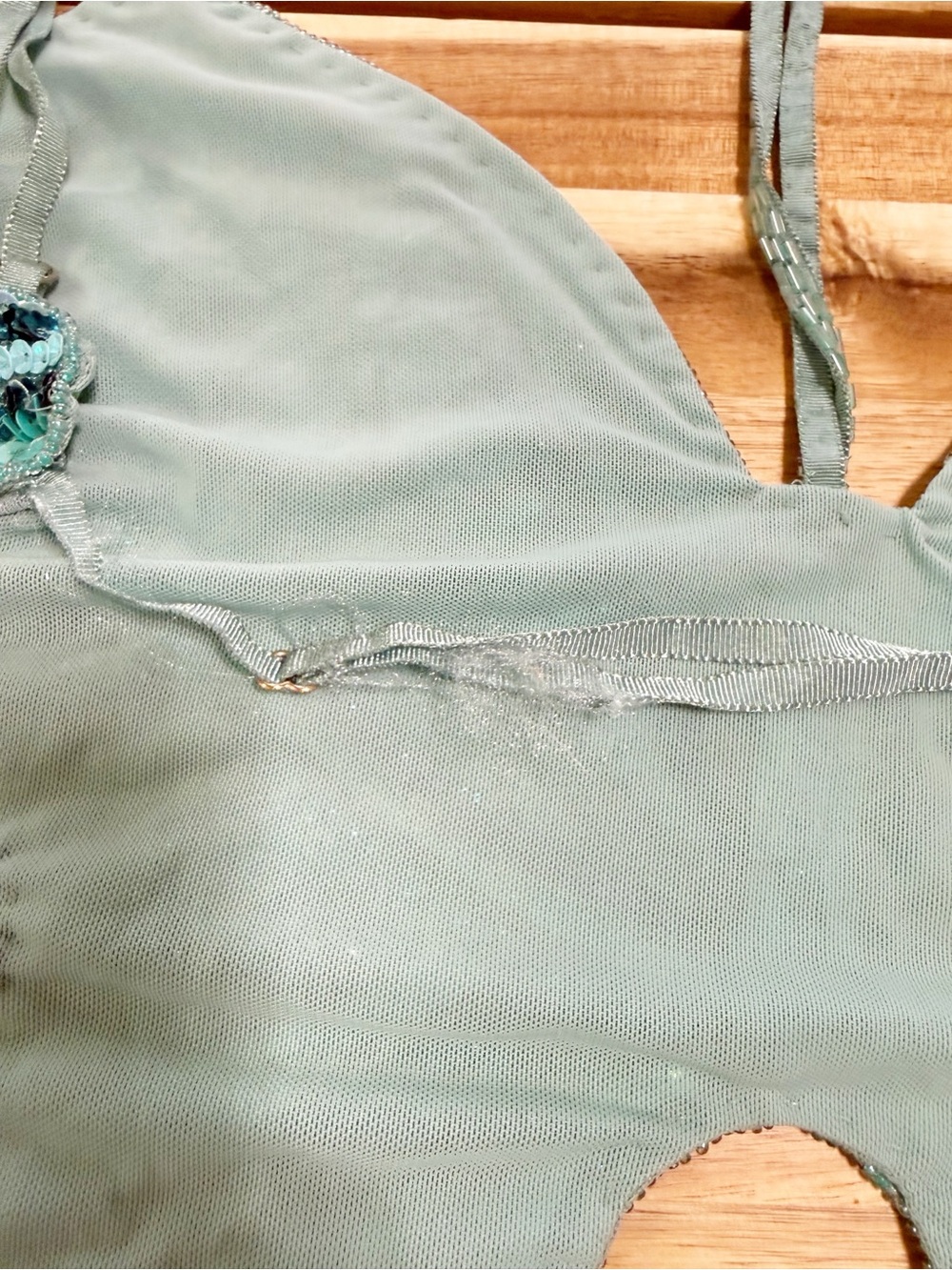 H:ours Revolve Carola Embellished Butterfly Sequin Beaded Top in Turquoise M - Picture 10 of 10